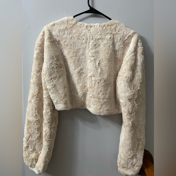 Anthropologie Cream Teddy cropped Jacket - Picture 2 of 7